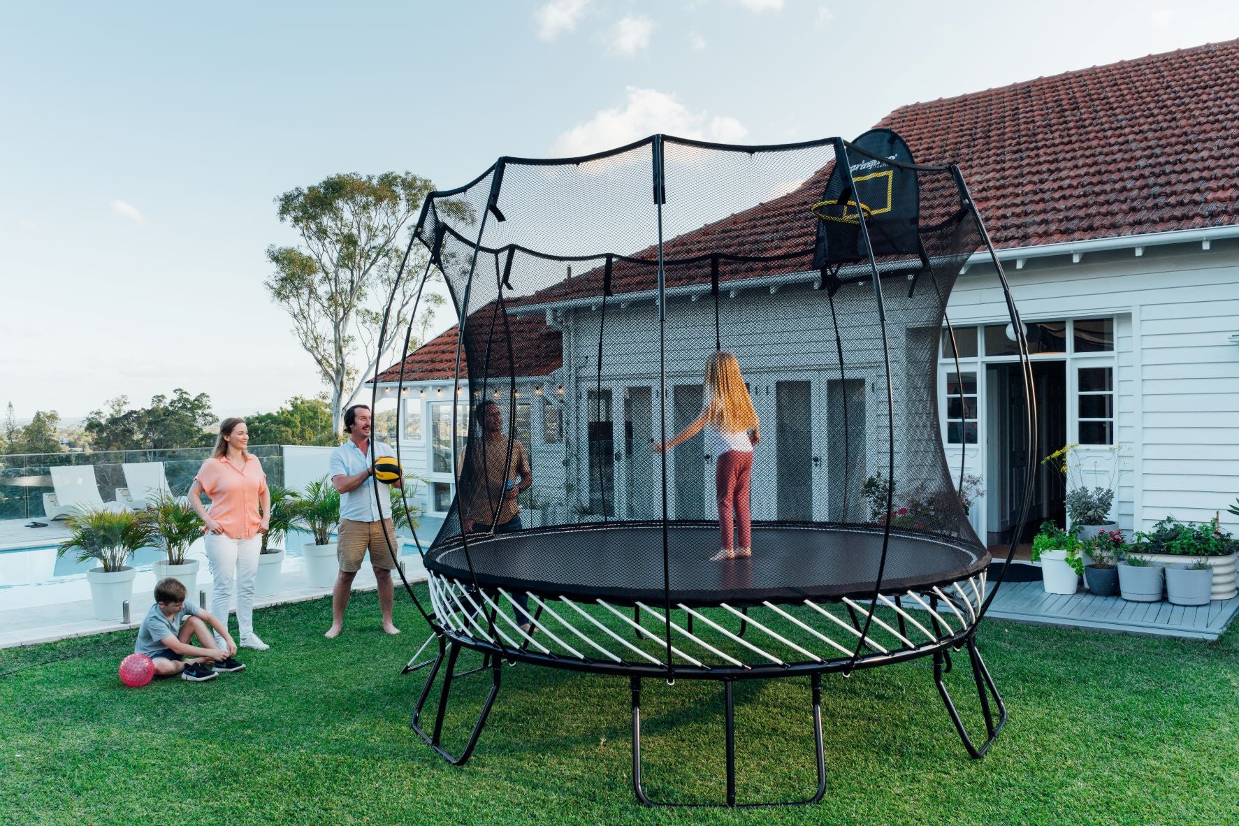 Medium Round Trampoline - 10' - Image 4
